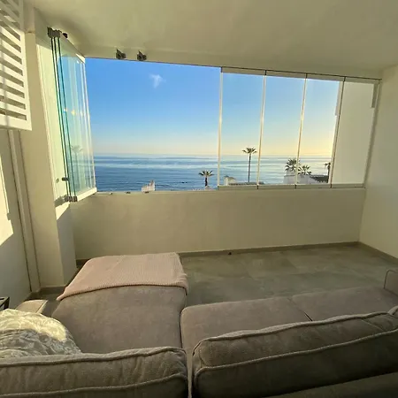 Beachfront Duplex With Seaview *