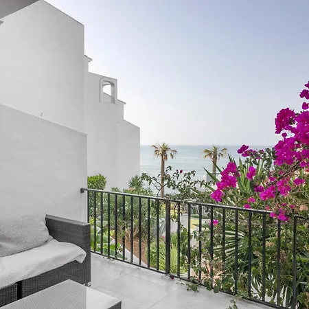 Beachfront Duplex With Seaview