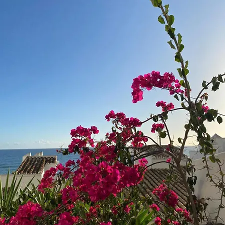 Apartment Beachfront Duplex With Seaview *